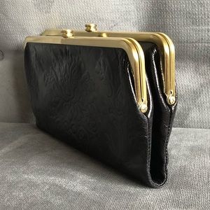 Lauren Clutch Wallet